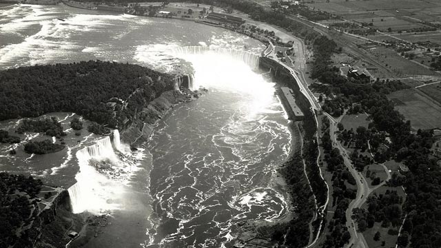 niagara-falls-1931.jpg