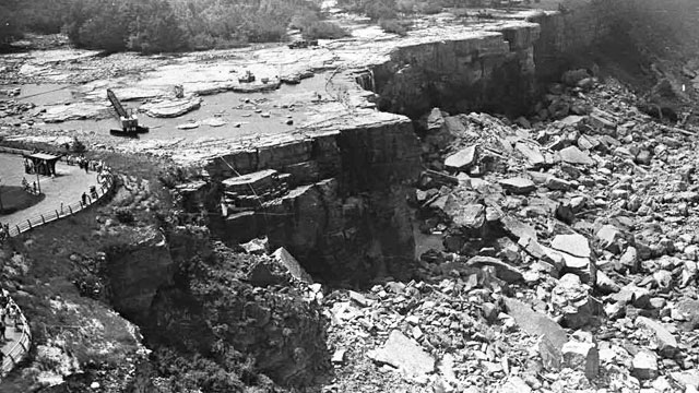 niagara-falls-dry-1969.jpg